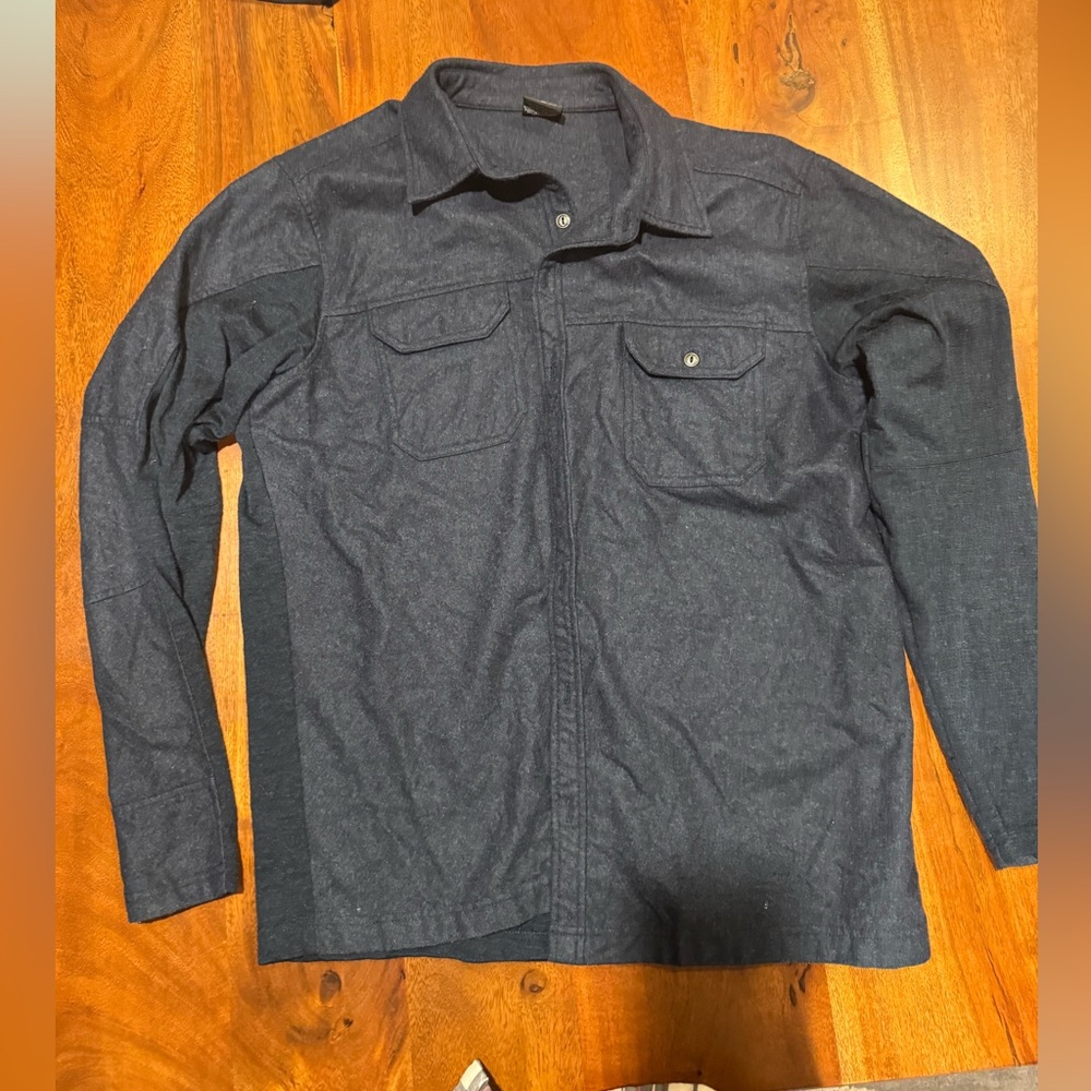 KUHL 100% merino wool shirt Sz m